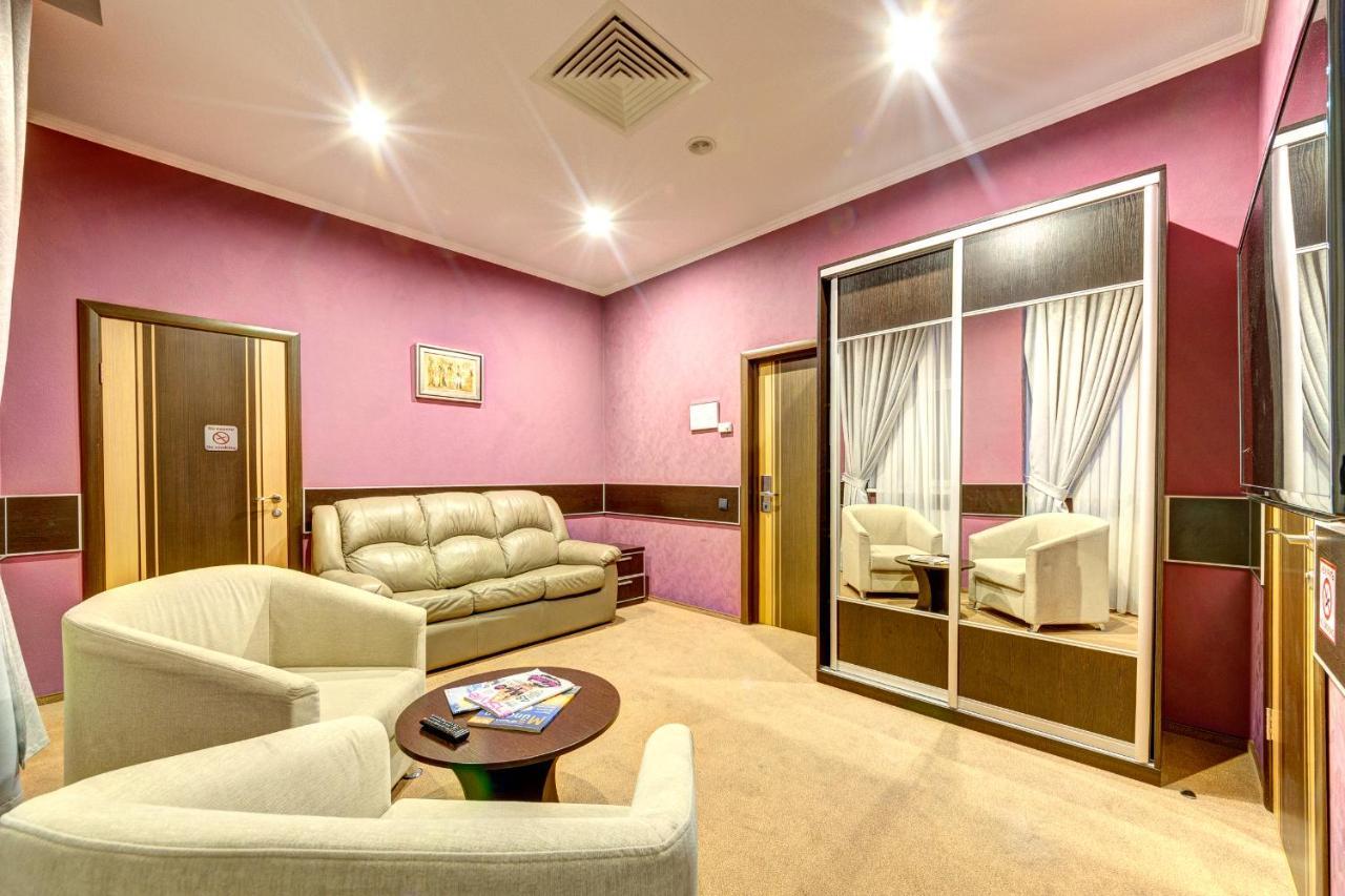 Terra Nova Sport&Spa Hotel Гатное Экстерьер фото