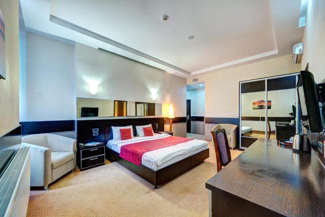 Terra Nova Sport&Spa Hotel Гатное Экстерьер фото