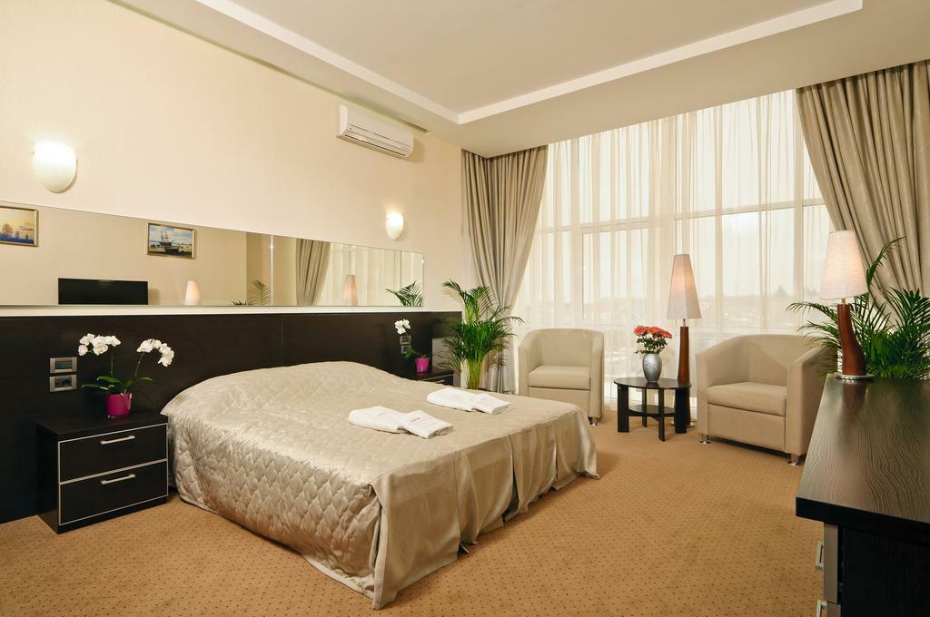 Terra Nova Sport&Spa Hotel Гатное Экстерьер фото
